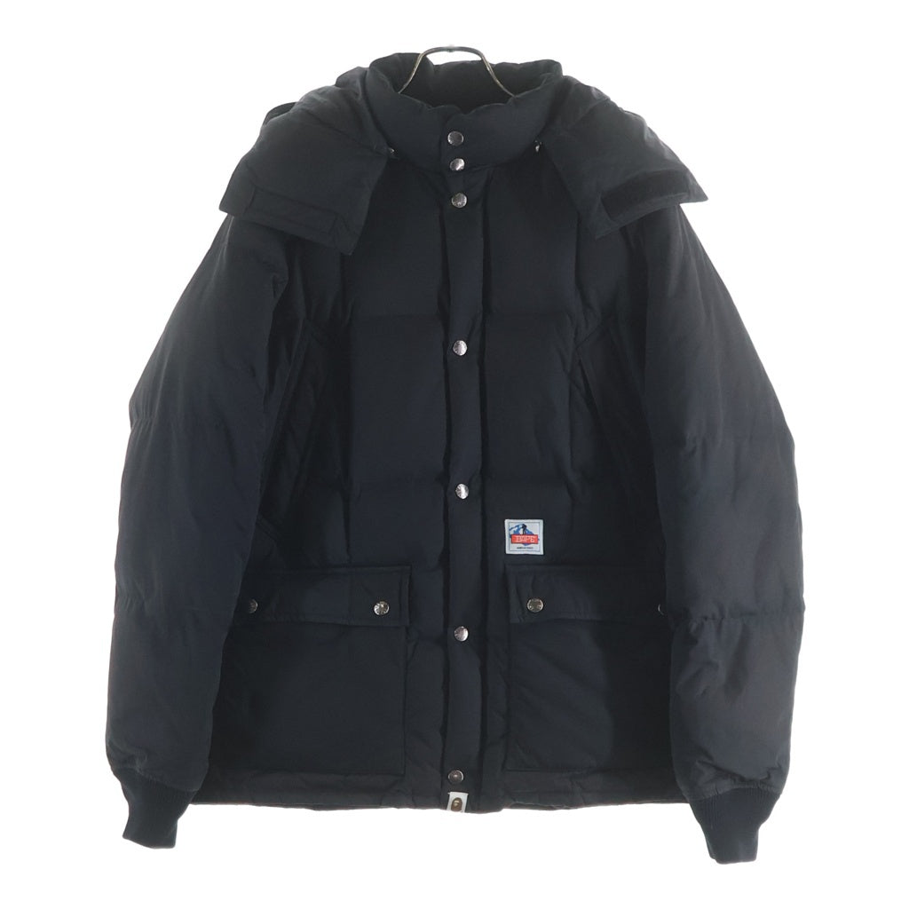 A BATHING APE(アベイシングエイプ) ダウンジャケット ブラック ナイロン 101MT-6102 レディース
