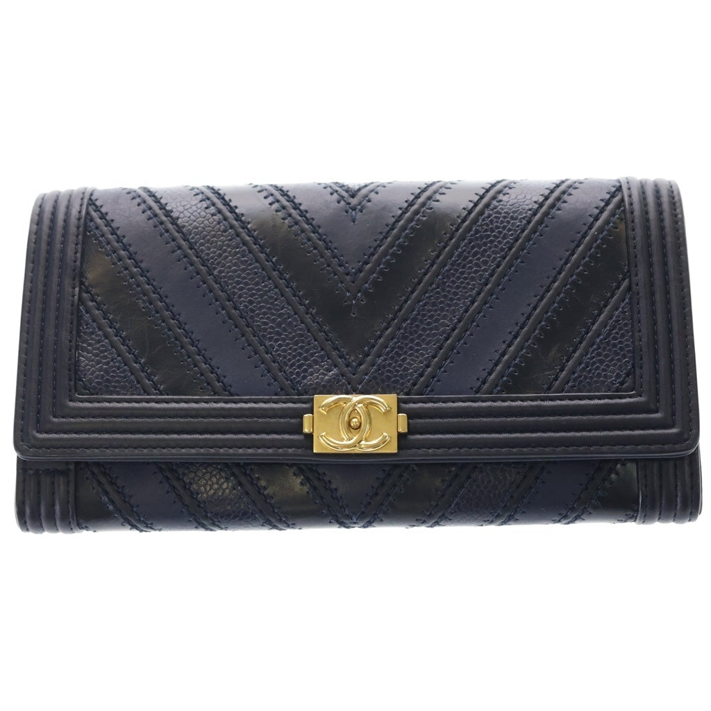 CHANEL(シャネル) チェーンウォレット ボーイシャネル シェブロン ミニバッグ ブラック×ブルー レザー ゴールド金具 レディース