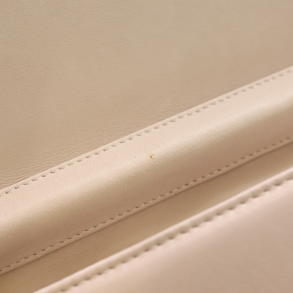 CHANEL(シャネル) バタフライクラッチフラップ ショルダーバッグ ピンク ラムスキン シルバー金具 レディース
