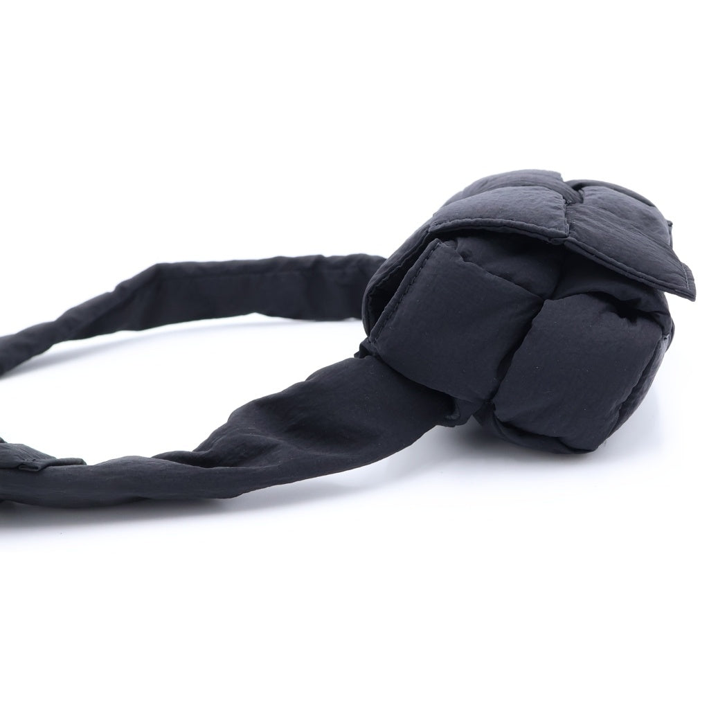 BOTTEGA VENETA(ボッテガヴェネタ) パデッド カセット ウエストバッグ ブラック ナイロン 679763VBO80 レディース