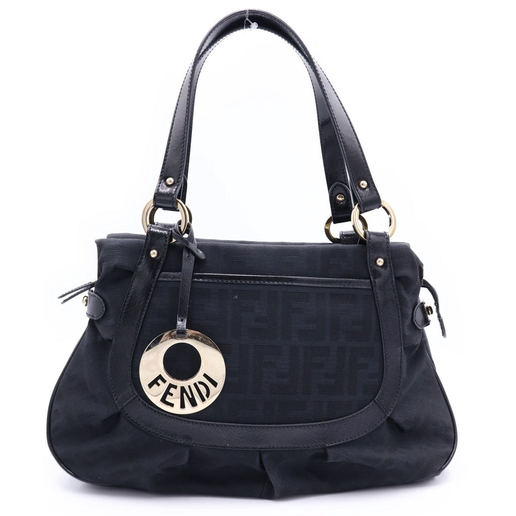 FENDI(フェンディ) ズッカ柄 チャーム付 トートバッグ ハンドバッグ ブラック レザー 8BR628 ゴールド金具 レディース
