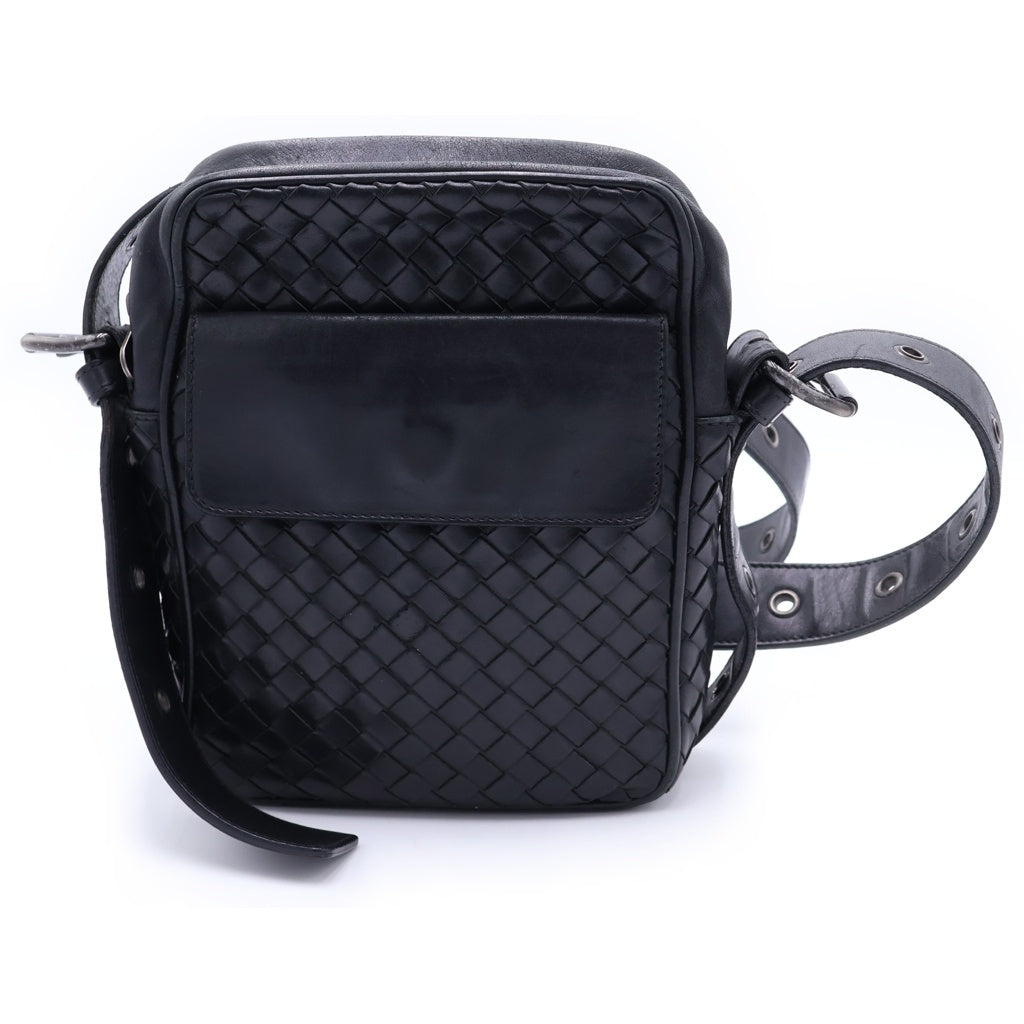 BOTTEGA VENETA(ボッテガヴェネタ) イントレチャート レザー ショルダーバッグ ブラック レディース