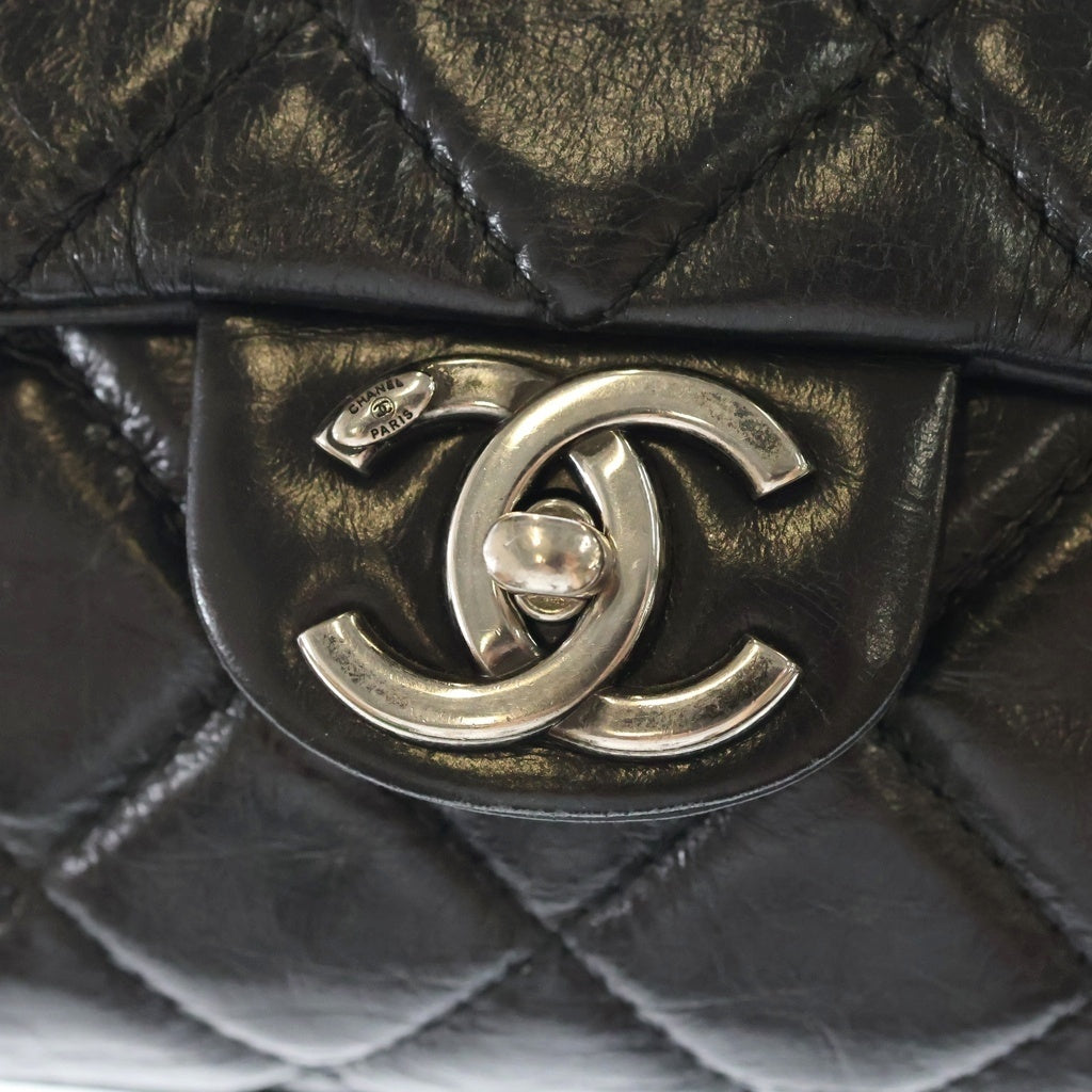CHANEL(シャネル) マトラッセ30 ココマーク シングルフラップ Wチェーン ショルダーバック シルバー金具 シャイニーカーフスキン ブラック レディース