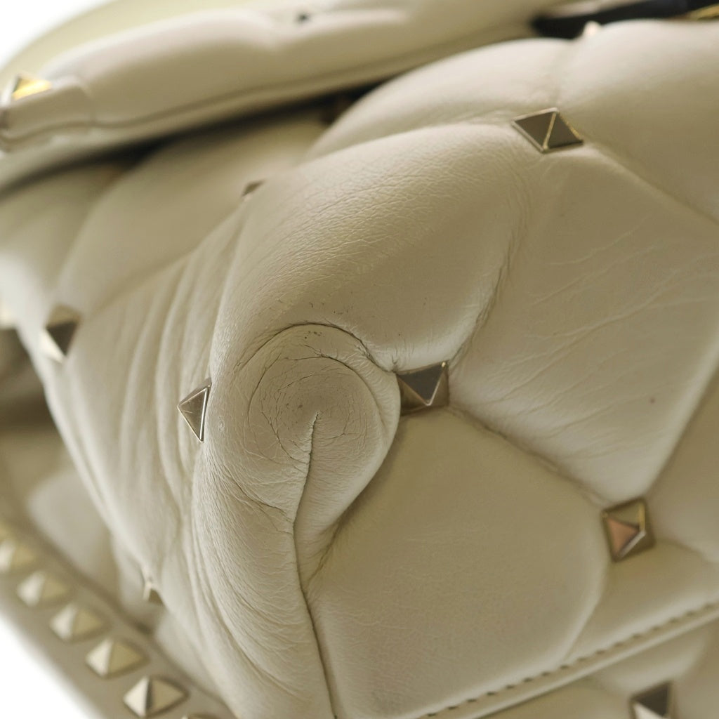 VALENTINO(ヴァレンティノ) キャンディスタッズ キルティング ショルダーバッグ 2WAY アイボリー レザー RW2B55NAP ゴールド金具 レディース