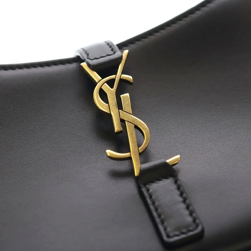 SAINT LAURENT PARIS(サンローランパリ) ハンドバッグ ミニホーボー ブラック カーフレザー 710318 ゴールド金具 レディース