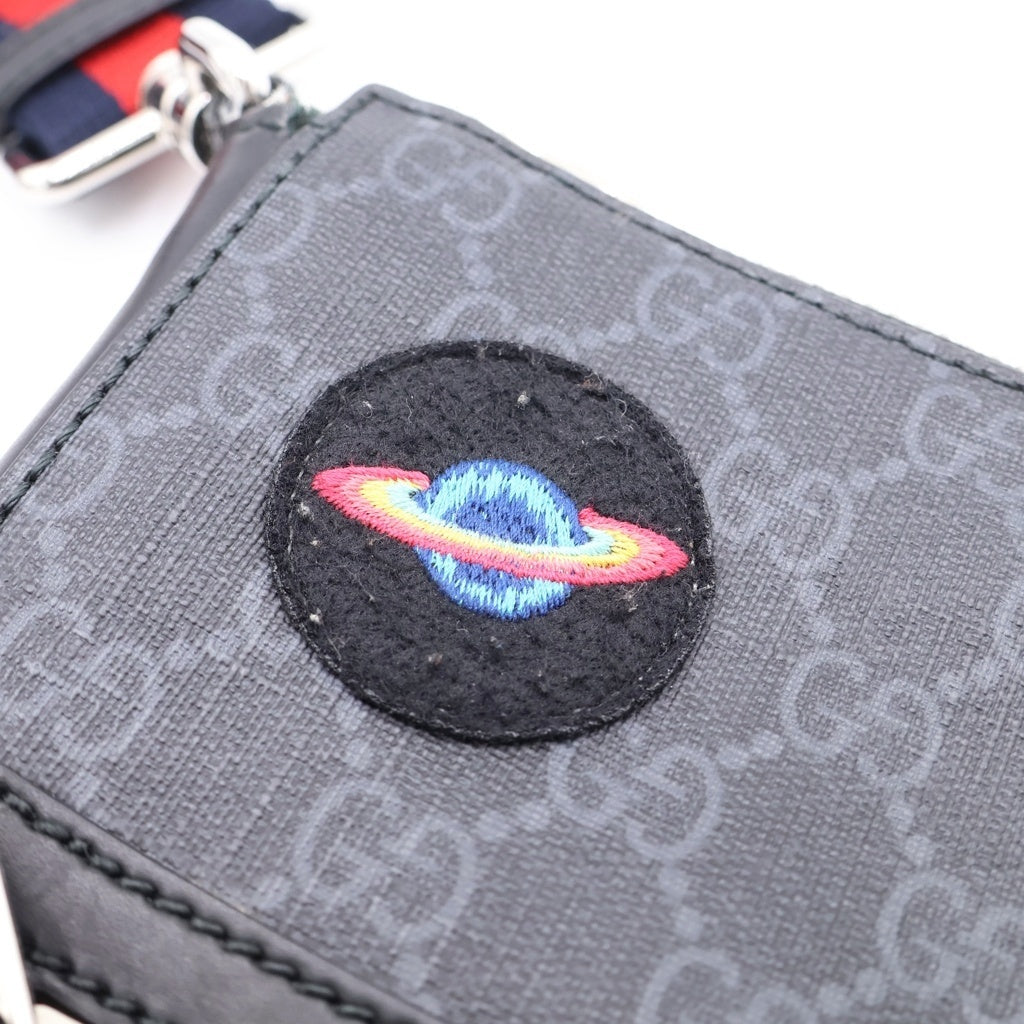 GUCCI(グッチ) GGスプリーム タイガー ワッペン クーリエ メッセンジャーバッグ ショルダーバッグ ブラック キャンバス×レザー 474137 シルバー金具 レディース