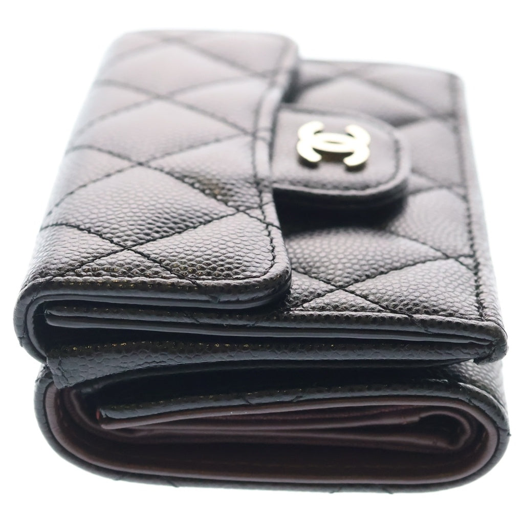 CHANEL(シャネル) マトラッセ キャビアスキン クラシック スモール フラップ ウォレット 三つ折り財布 コンパクトウォレット ブラック AP0230
