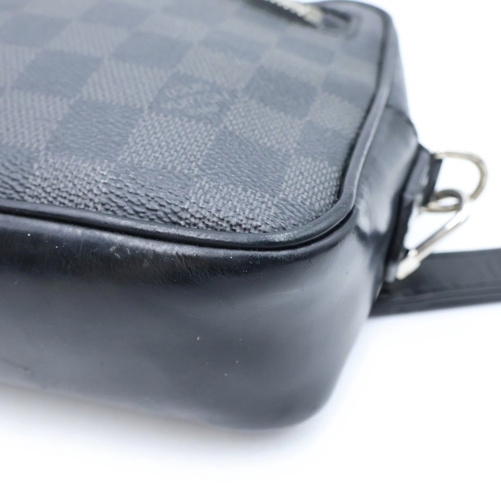 LOUIS VUITTON(ルイヴィトン) ダミエ・グラフィット ポシェット・カサイ クラッチバッグ セカンドバッグ ポーチ ケース ブラック レザー×PVC N41664 シルバー金具