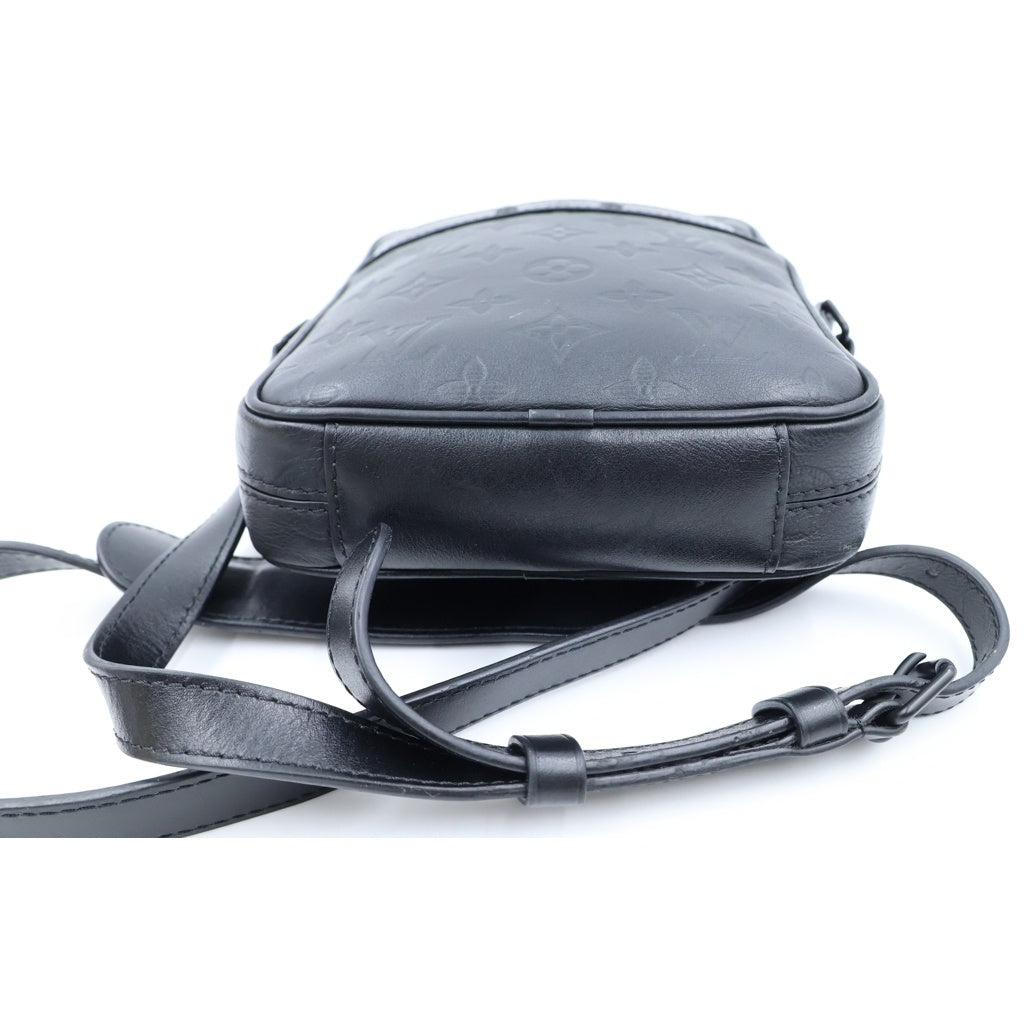 LOUIS VUITTON(ルイヴィトン) モノグラム シャドウ ダヌーヴ PM NM ショルダーバック レザー ブラック ノワール M44972 レディース