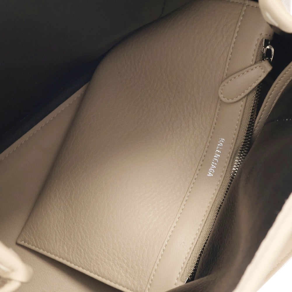 BALENCIAGA(バレンシアガ) ネイビーカバスS ハンドバッグ ベージュ カーフスキン×キャンバス 339933