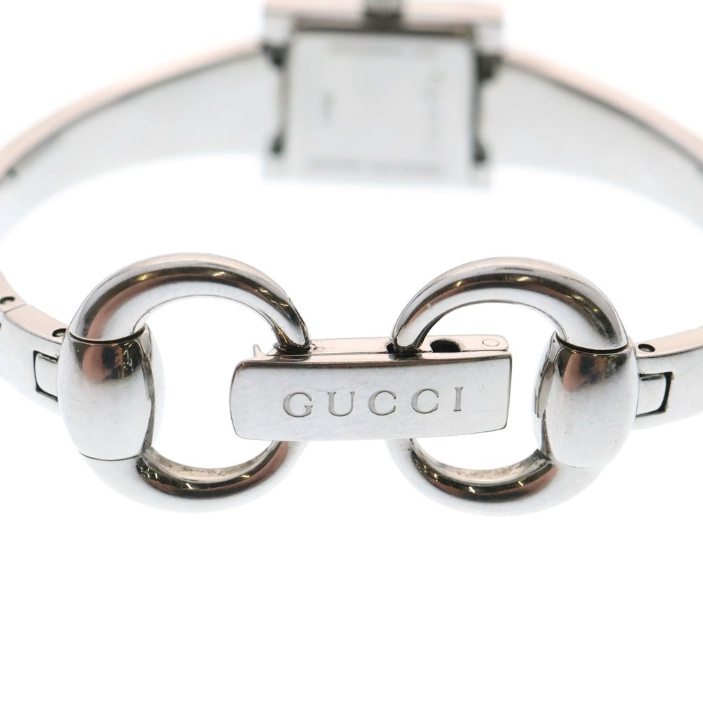 GUCCI(グッチ) スクエアフェイス ブレスウォッチ GGパターン 黒文字盤 クォーツ アナログ 腕時計 シルバー/ブラック 128.5