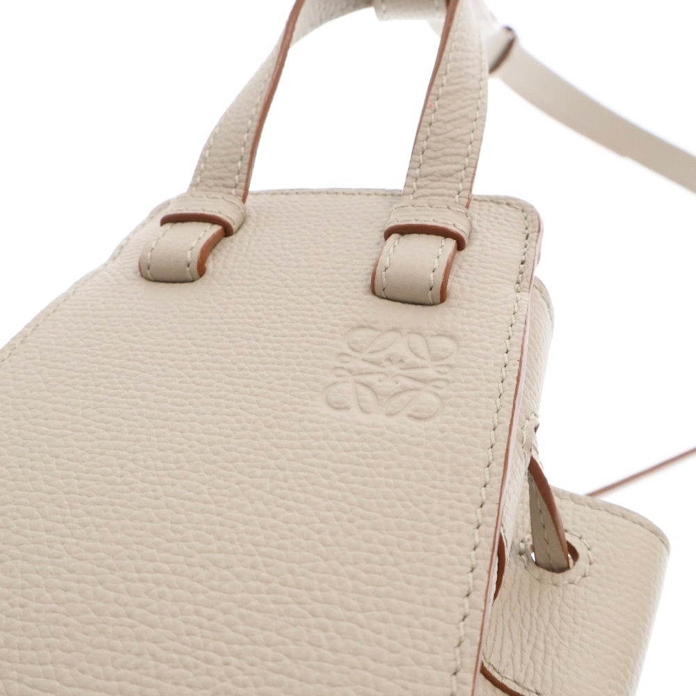 LOEWE(ロエベ) ハンモック ミニ ドローストリング バッグ グレー×ブラウン レザー ショルダーバッグ