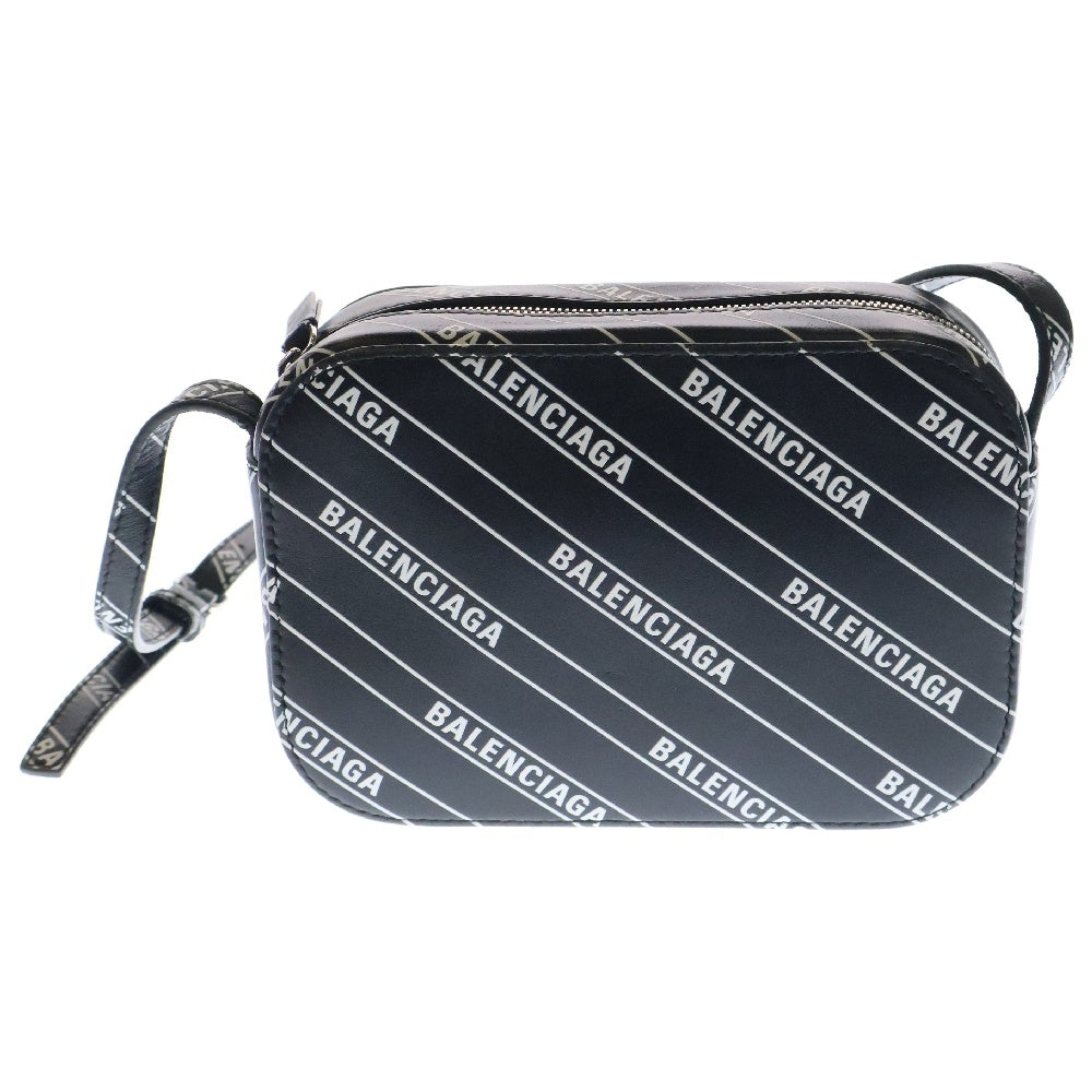 BALENCIAGA(バレンシアガ) エブリディ カメラバック XS ブラック レザー ショルダーバッグ 552372