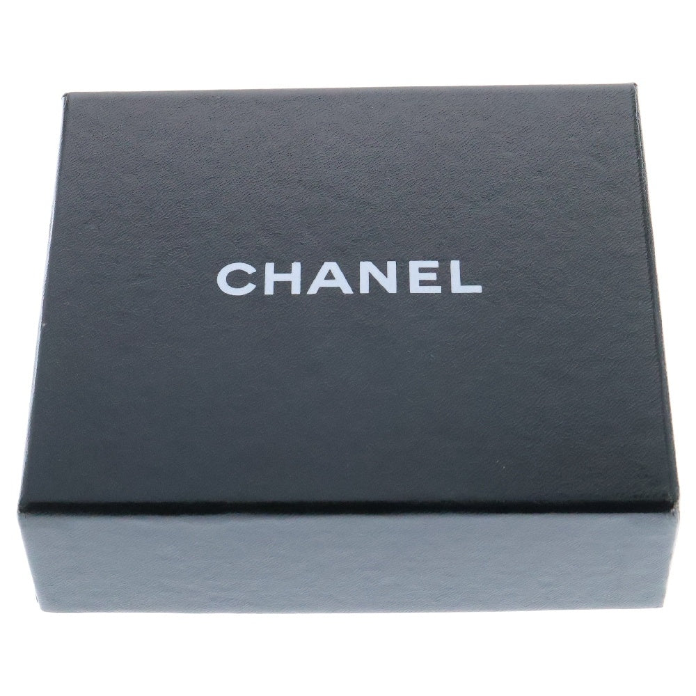 CHANEL(シャネル) マトラッセ 二つ折り財布 黒 ラムスキン シルバー金具 コンパクトウォレットA48490