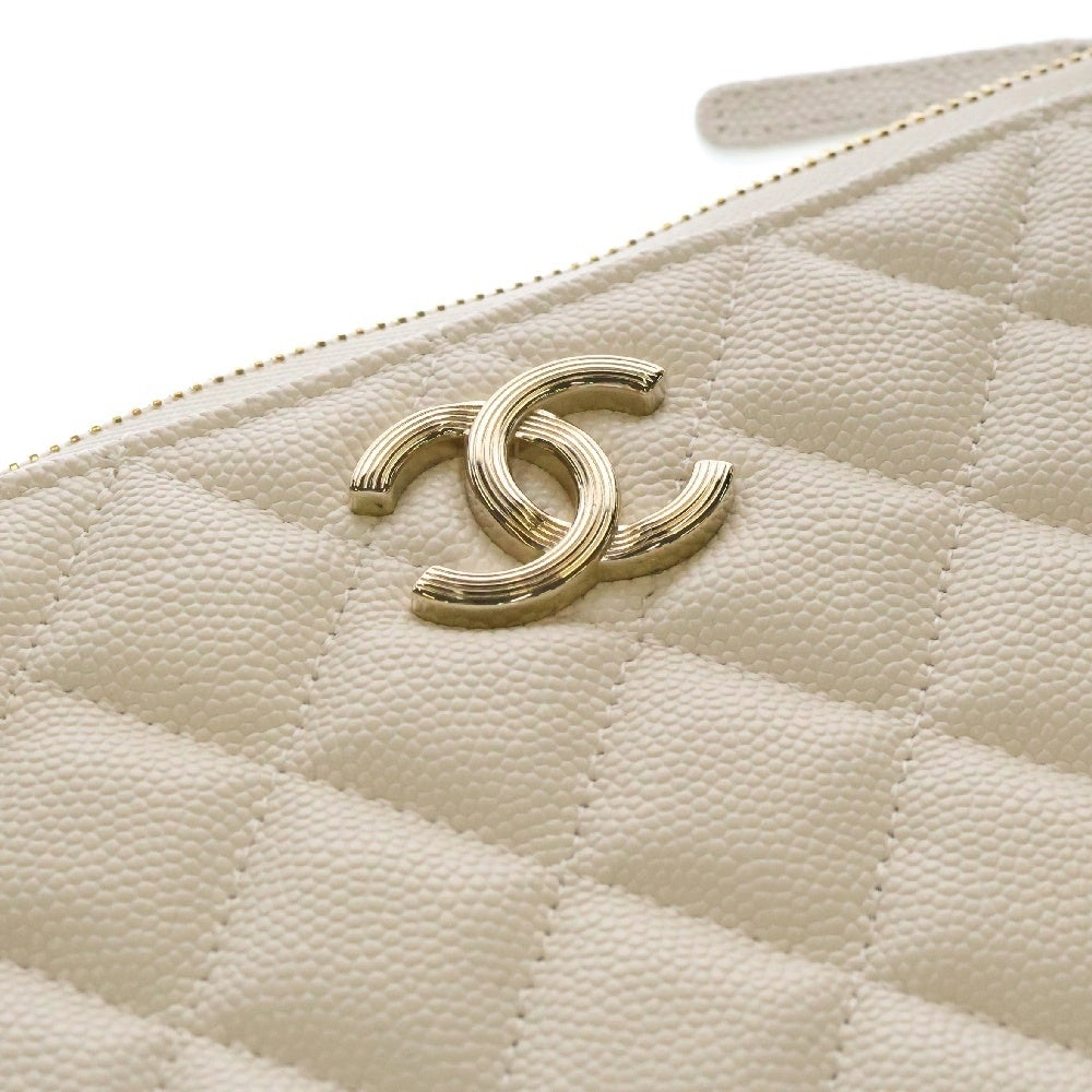 CHANEL(シャネル) マトラッセ クラシック ポーチ 白 キャビアスキン ゴールド金具 クルーズライン