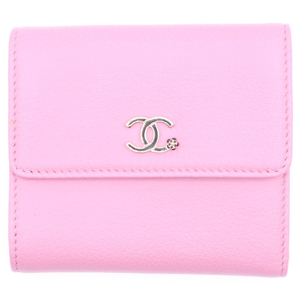 CHANEL(シャネル) ココマーク ラッキーフラワー レザーコンパクトウォレット 三つ折り財布 ピンク レディース