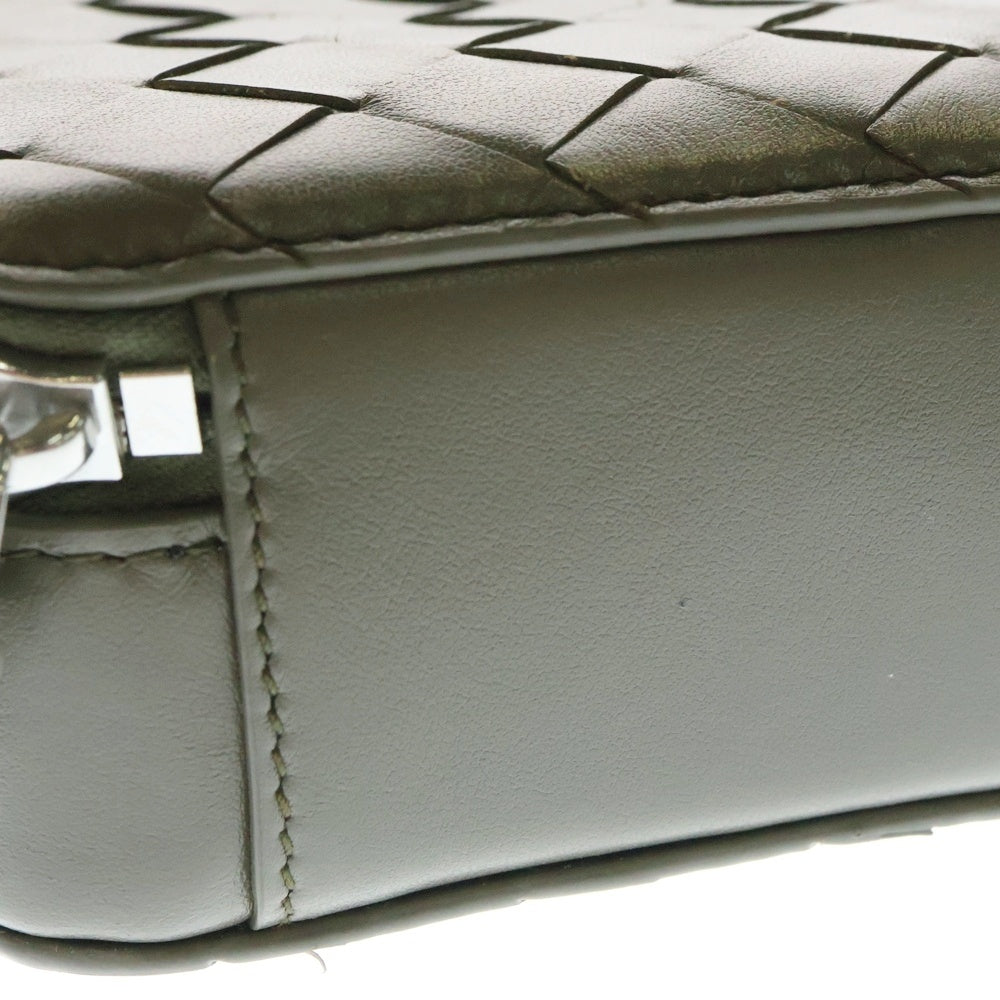 BOTTEGA VENETA(ボッテガヴェネタ) ゲッタウェイ フォンポーチ ミニショルダーバッグ グリーン カーキ カーフレザー シルバー金具