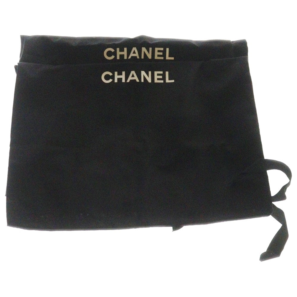 CHANEL(シャネル) ココマーク ロゴプレート チェーン デザイン クレープソール ムートン レザー ショートブーツ ブラック/シルバー レディース