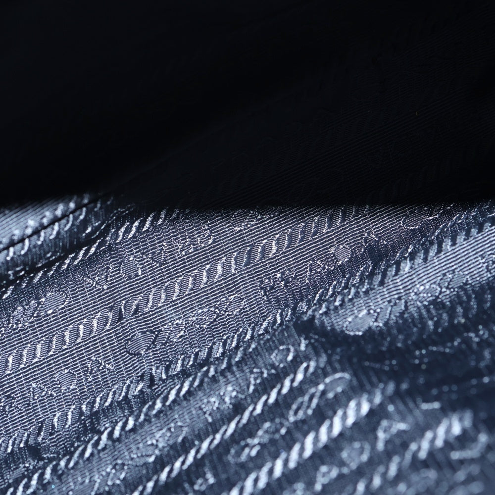 PRADA(プラダ) Re-Edition 2005 ショルダーバッグ ブラック ナイロン 1BH204