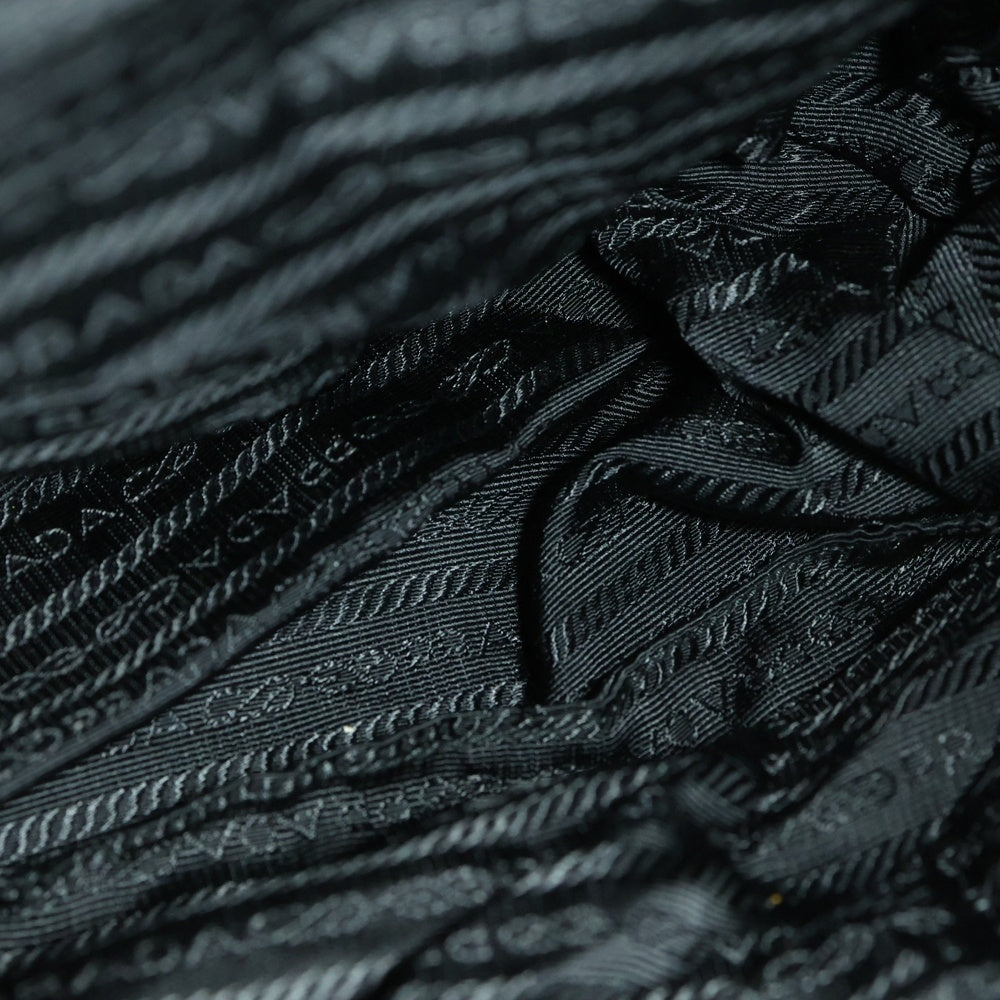 PRADA(プラダ) ナイロンリュックサック バックパック ショルダーバッグ ブラック テスート シルバー金具