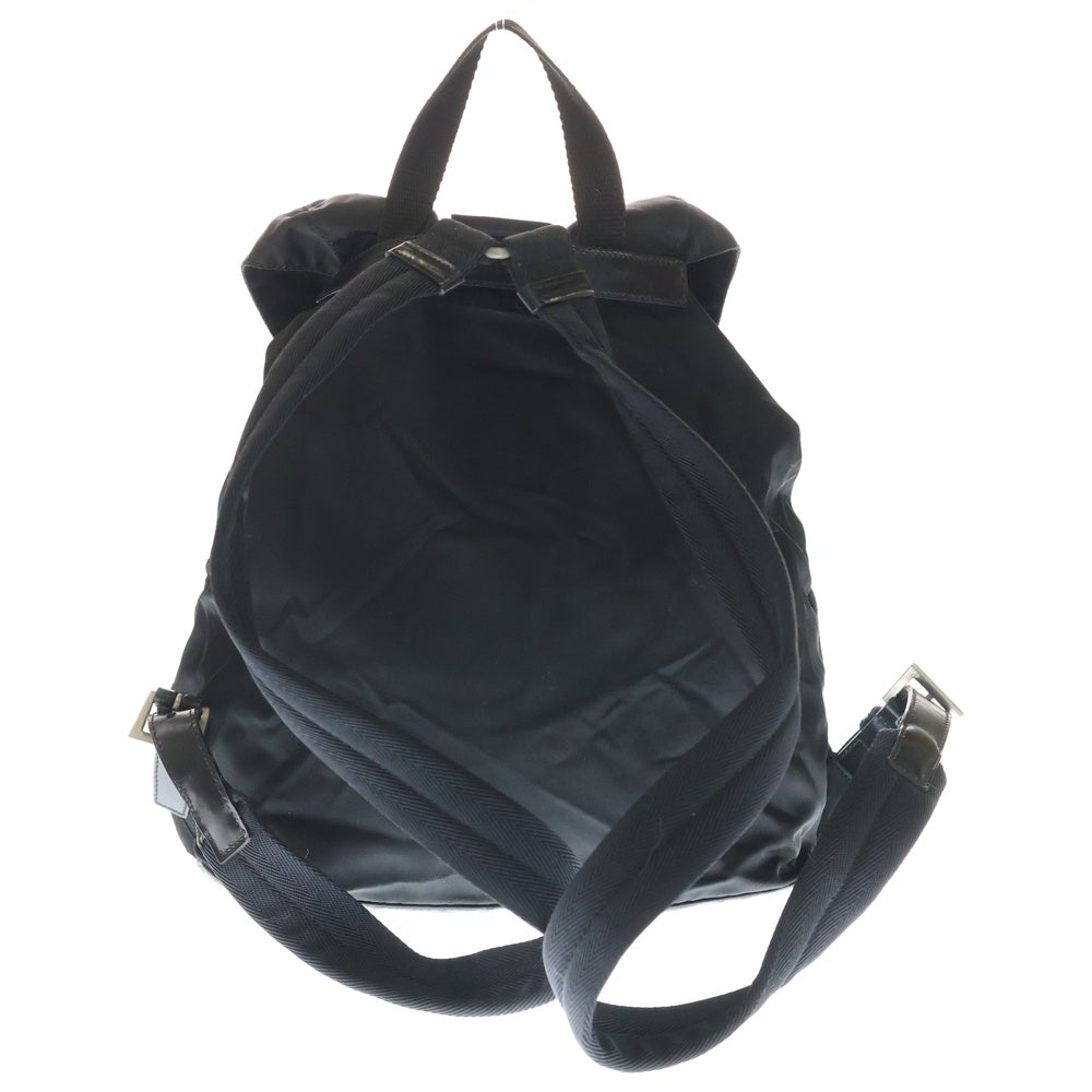 PRADA(プラダ) トライアングルロゴ 三角プレート テスート ナイロン リュックサック バックパック ブラック シルバー金具