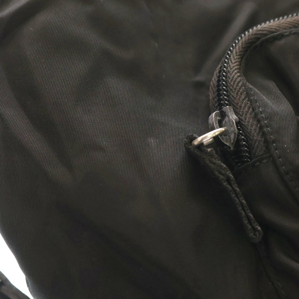 PRADA(プラダ) トライアングルロゴ 三角プレート テスート ナイロン リュックサック バックパック ブラック シルバー金具