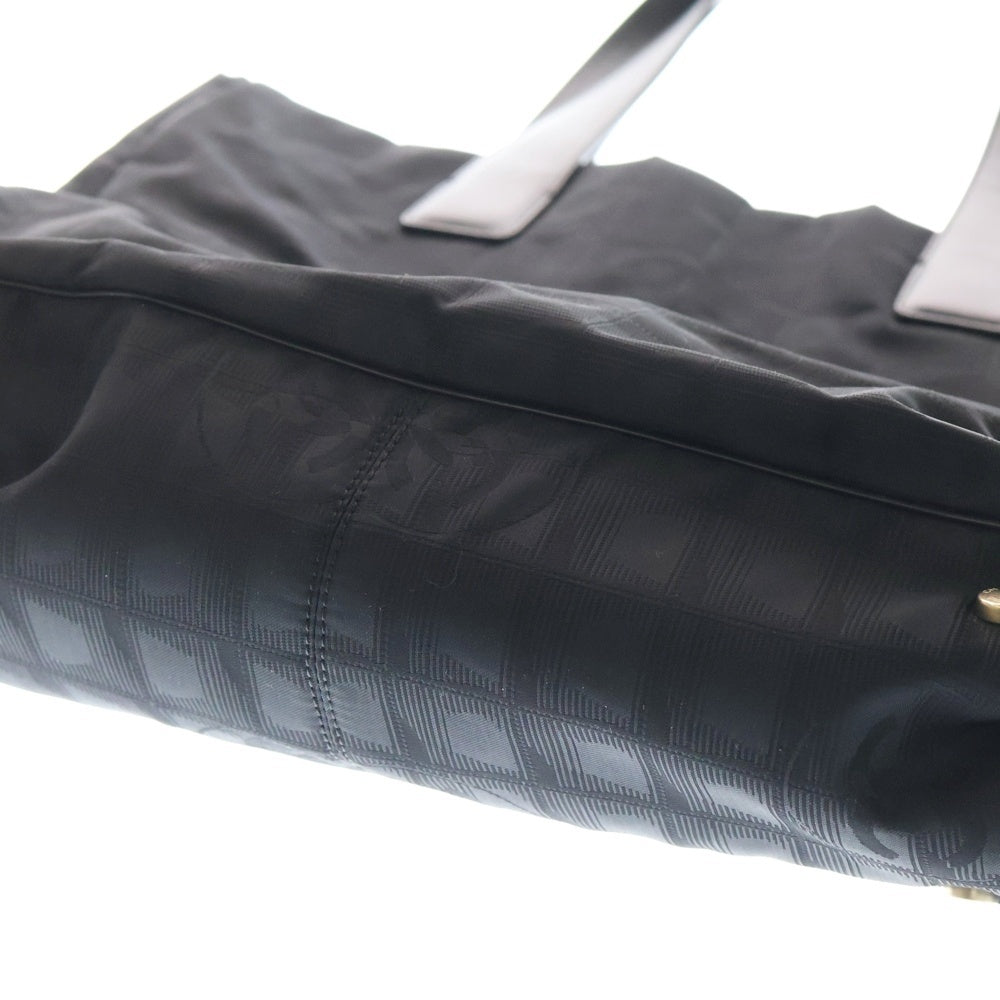 CHANEL(シャネル) ニュートラベルライン トートMM トートバッグ ハンドバッグ ブラック レザー×ナイロン