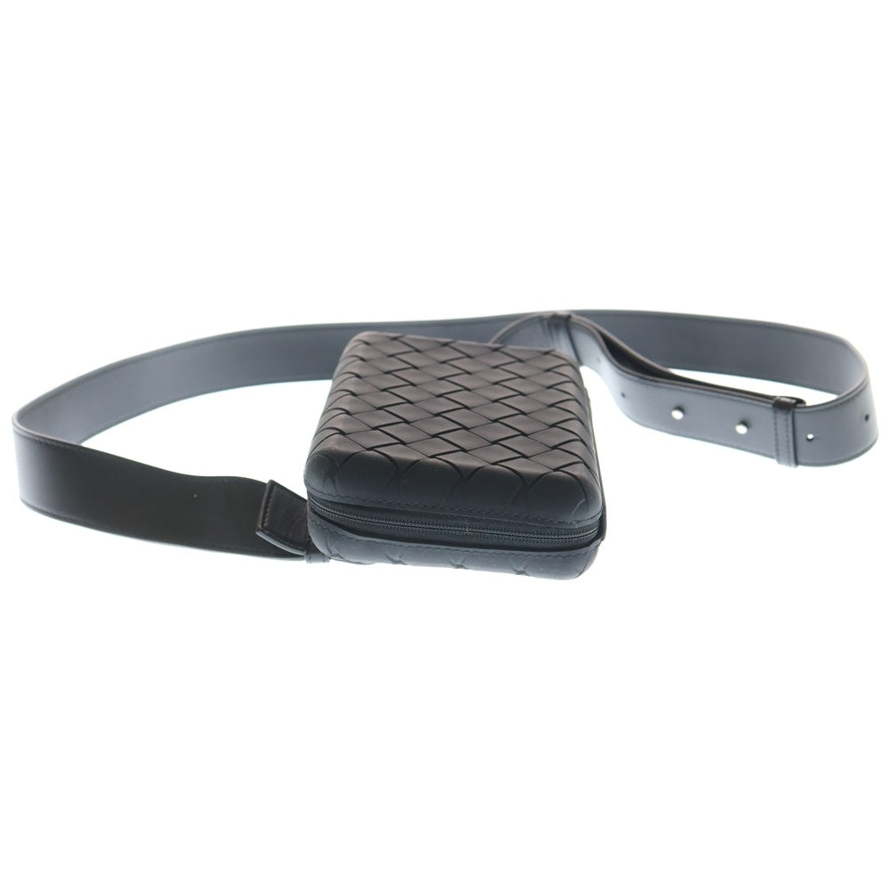 BOTTEGA VENETA(ボッテガヴェネタ) イントレチャート ショルダーバッグ ブラック ラバー×レザー 778706