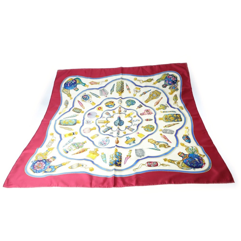 HERMES(エルメス) カレ90 Qu importe le flacon シルクスカーフ ワインレッド×アイボリー レディース