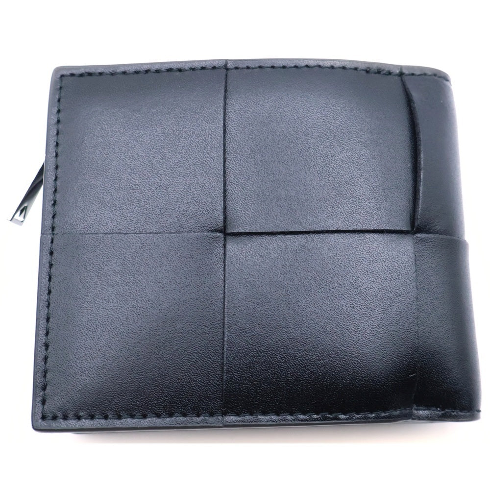 BOTTEGA VENETA(ボッテガヴェネタ) マキシイントレチャート カセット 二つ折り財布 コンパクトウォレット コインケース L字ファスナー ブラック レザー シルバー金具