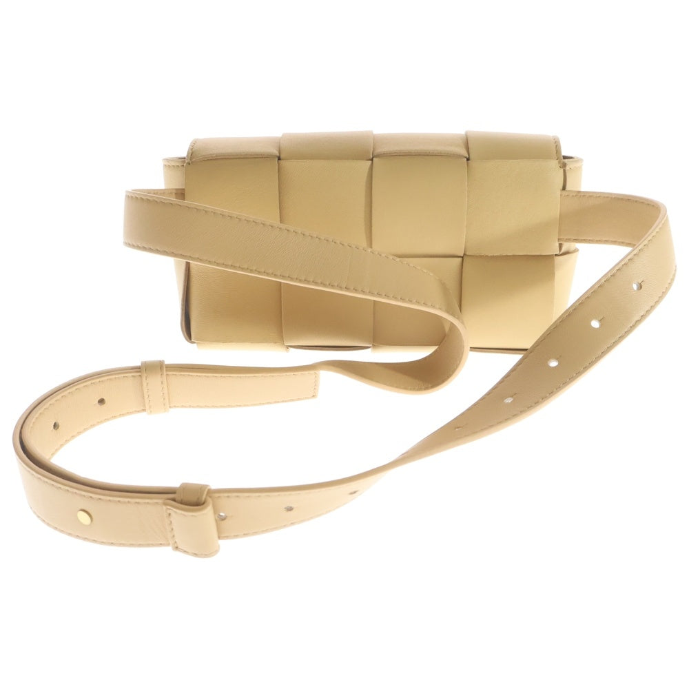 BOTTEGA VENETA(ボッテガヴェネタ) カセット ショルダーバッグ ミニバッグ ベージュ レザー レディース