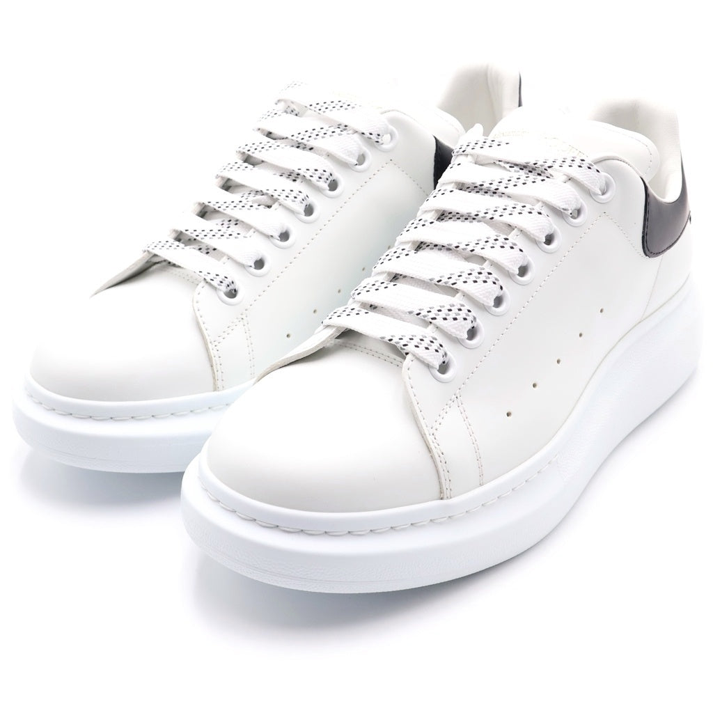 Alexander McQueen(アレキサンダーマックイーン) オーバーサイズ レザー レースアップ ローカットシューズ スニーカー ホワイト/ブラック 553680