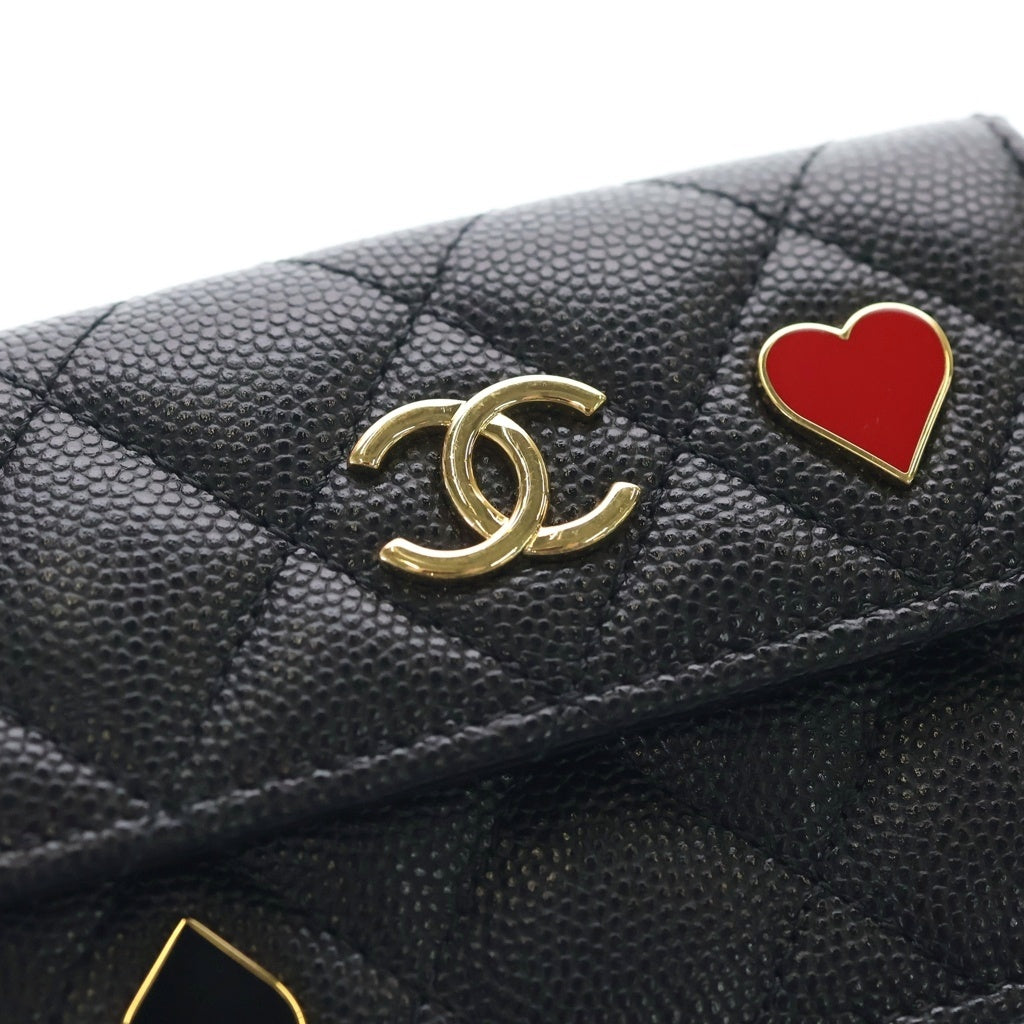CHANEL(シャネル) マトラッセ ハート スペード コンパクトウォレット 三つ折り財布 コインケース ブラック キャビアスキン AP3081 ゴールド金具 レディース