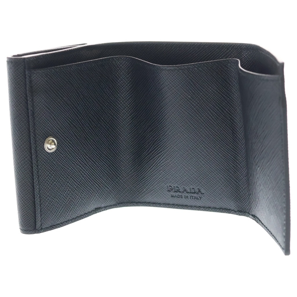 PRADA(プラダ) サフィアーノトライアングルロゴ レザー 三つ折り財布 コンパクトウォレット 2MH042 ブラック レディース