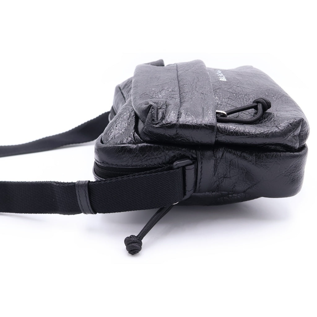 BALENCIAGA(バレンシアガ) EXPLORER カメラバッグ ショルダーバッグ ロゴ レザー ブラック