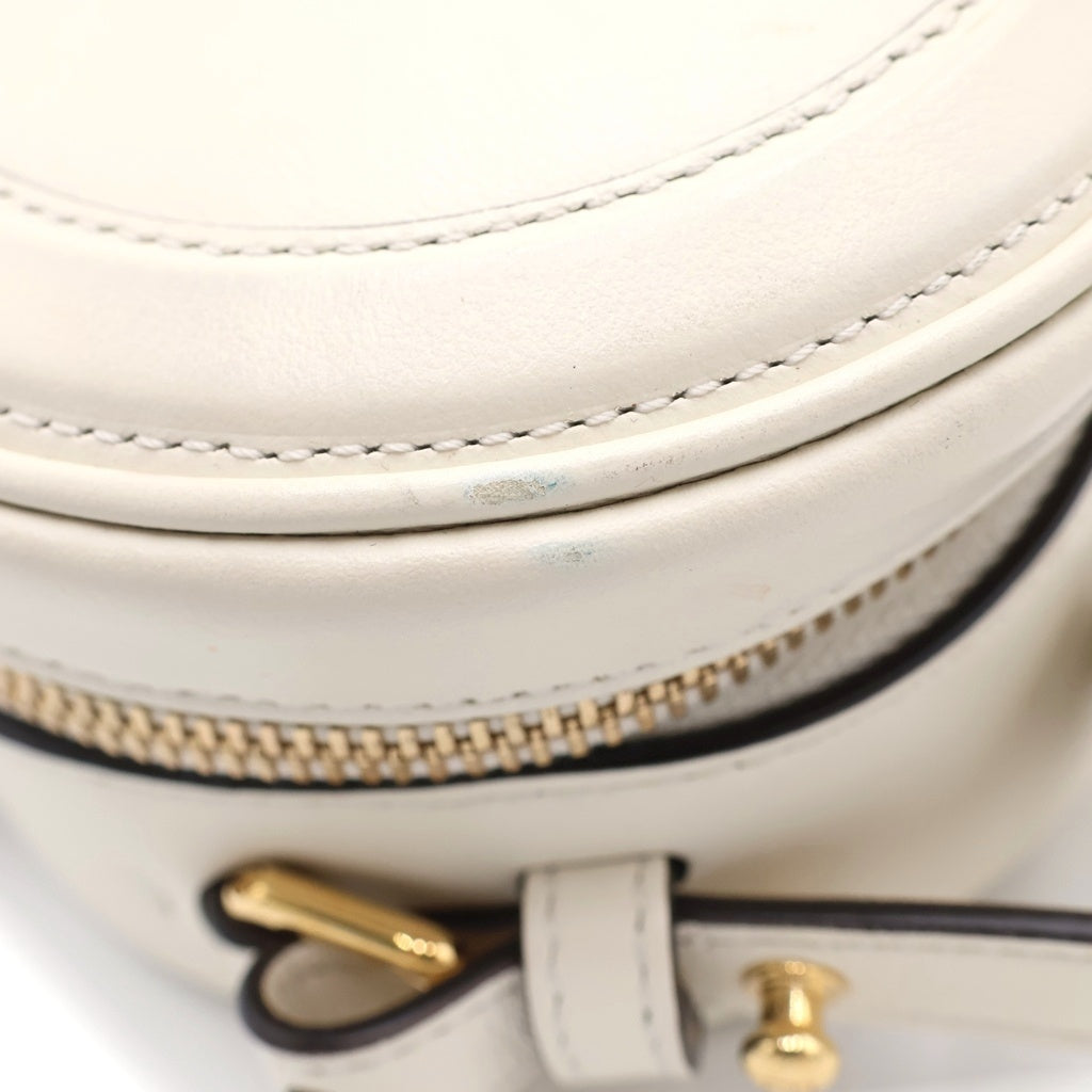 FENDI(フェンディ) オーロック ミニカメラバッグ ショルダーバッグ ホワイト レザー 8BS058 ゴールド金具 レディース