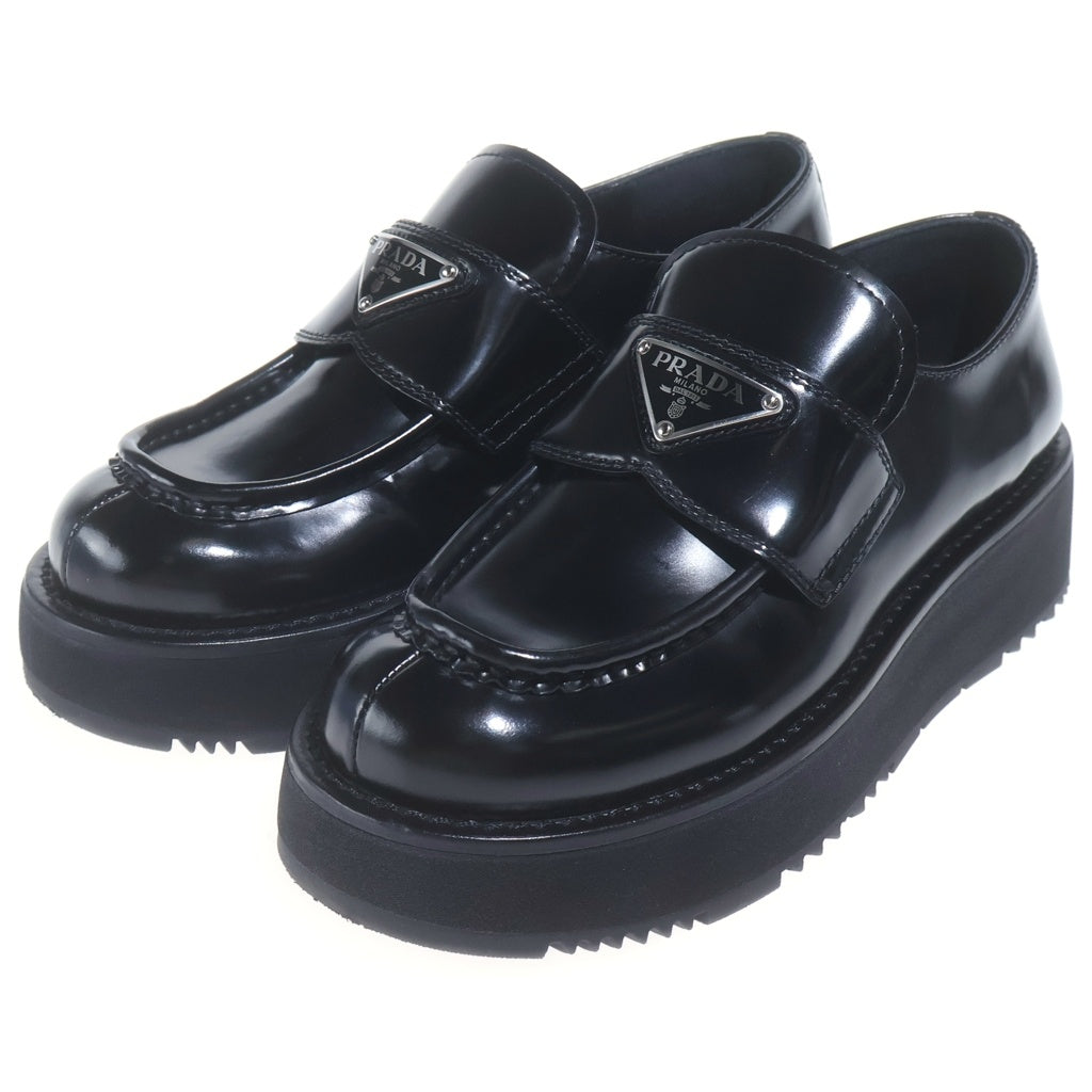 PRADA(プラダ) トライアングルロゴ レザーローファー 革靴 シューズ ブラック レディース