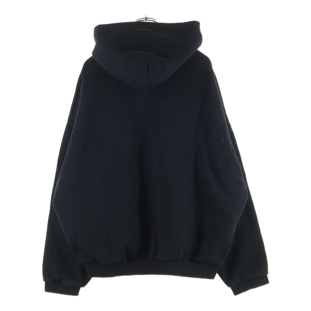 FEAR OF GOD ESSENTIALS(フィアオブゴッド エッセンシャルズ) ロゴプリント フリース プルオーバーフーディーパーカー ブラック