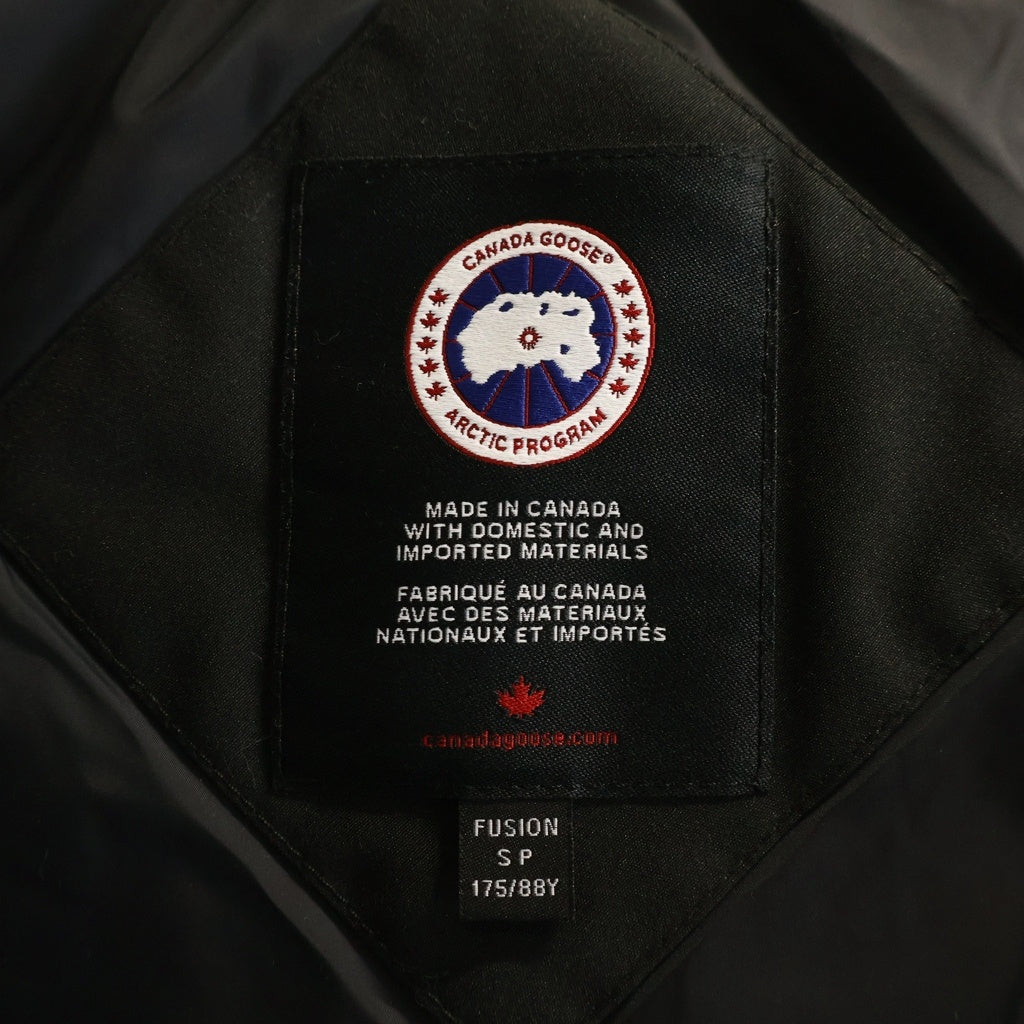 CANADA GOOSE(カナダグース) WYNDAHAM PARKA FUSION FIT ウィンダムパーカ フュージョンフィットモデル 3808MA ダウンジャケット Sサイズ