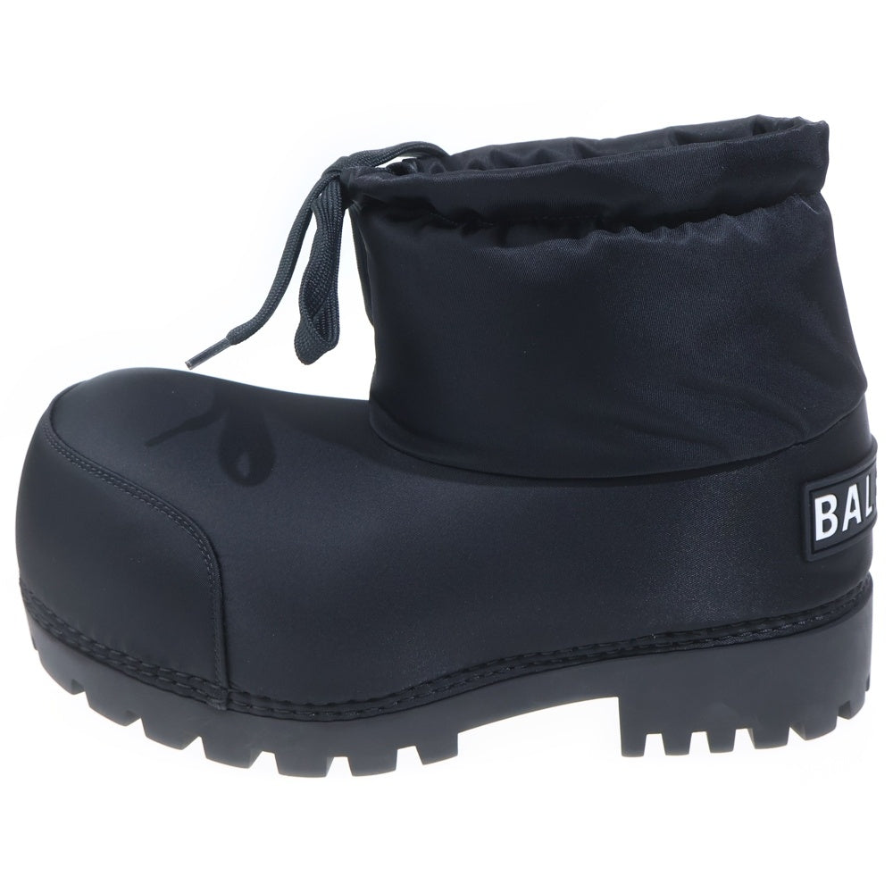 BALENCIAGA(バレンシアガ) ALASKA BOOTIE アラスカ ラバーロゴ パテッドアンクルブーツ ブラック 803769