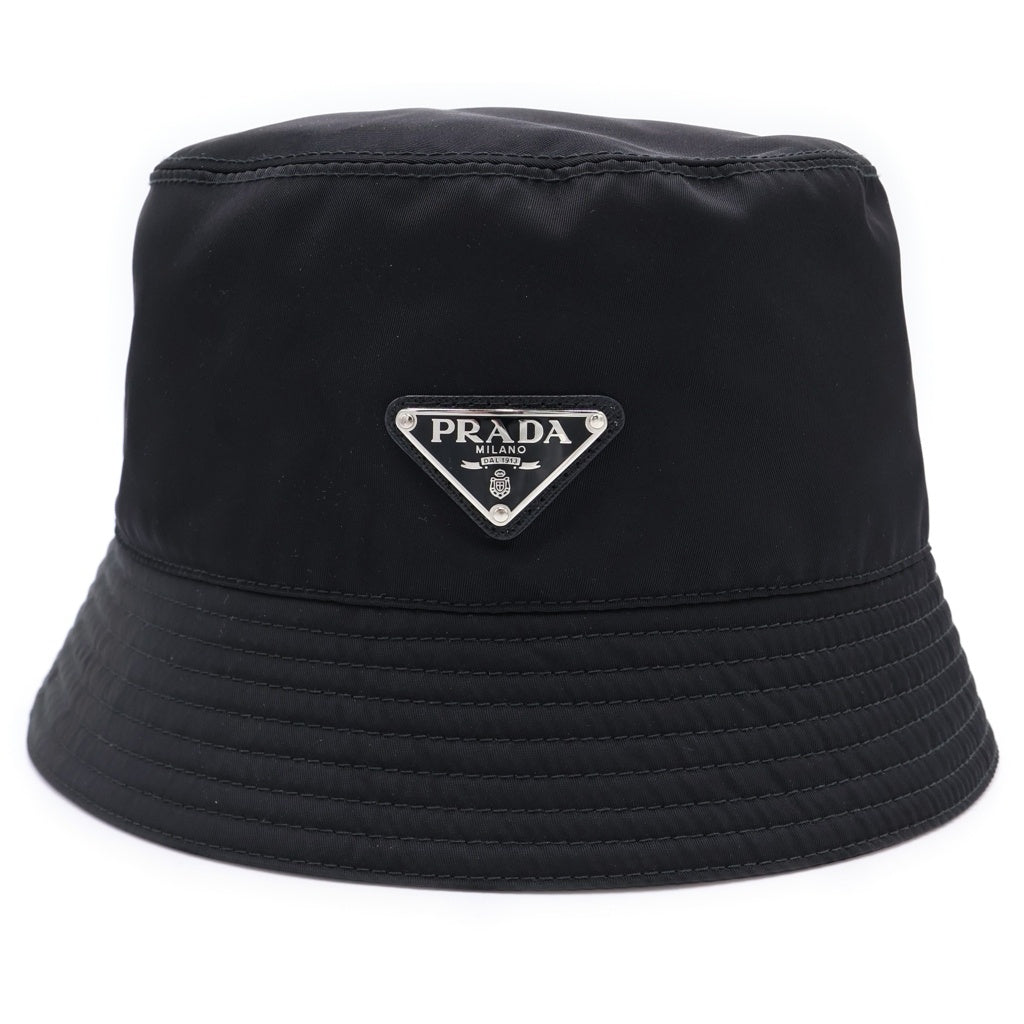 PRADA(プラダ) Re Nylon CAP リナイロン トライアングルロゴプレート バケットハット 帽子 ブラック 2HC137