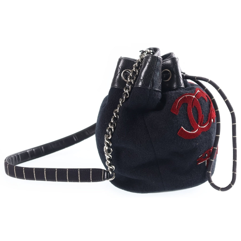 CHANEL(シャネル) ココマークエンブロイダリー ウールチェーンショルダーバッグ ブラック/レッド 26番台 レディース