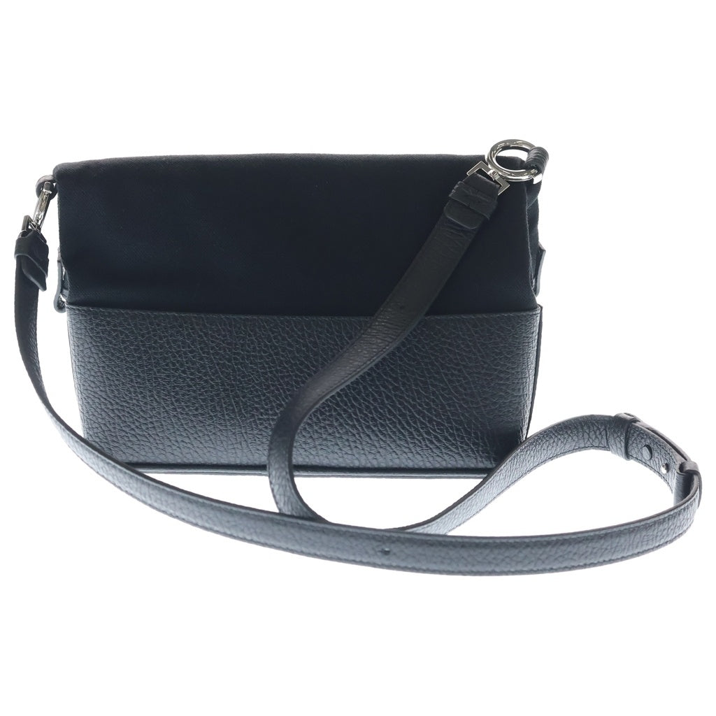 Maison Margiela(メゾンマルジェラ) 5AC HOBO SMALL ホーボー スモール レザーショルダーバッグ ブラック SB1WG0042 P4348