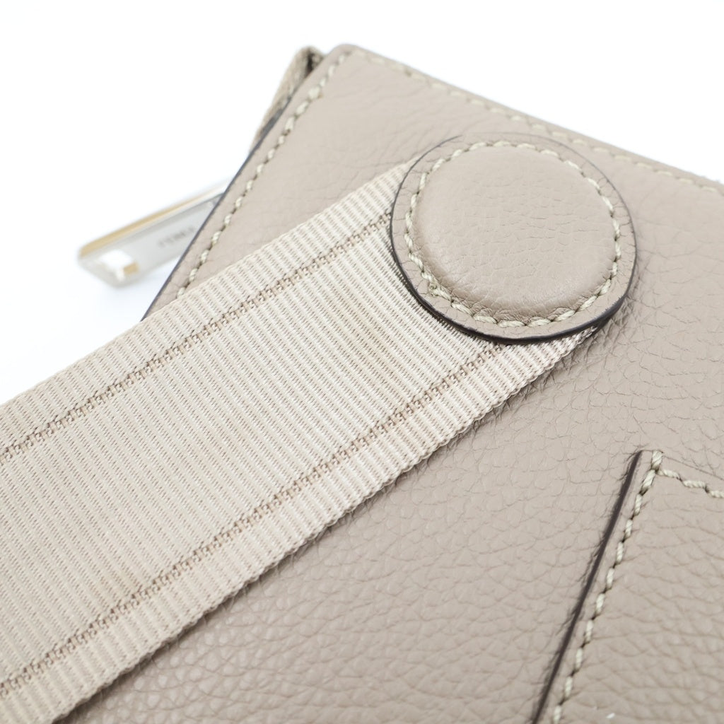 FENDI(フェンディ) Chiodo Clutch キオード クラッチバッグ ベージュ 7VA621