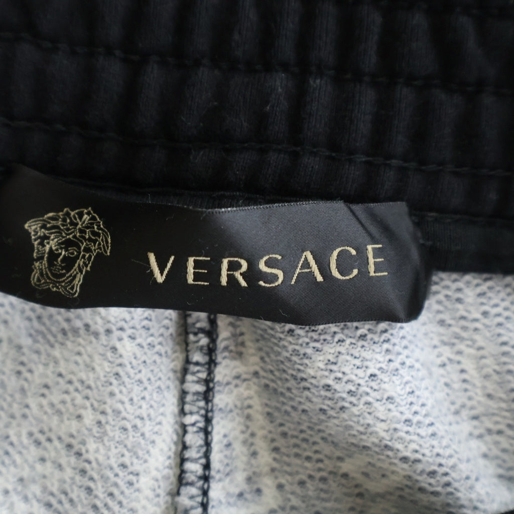 VERSACE(ヴェルサーチ) Bandana print 総柄 バンダナ ショーツパンツ ブラック A230813