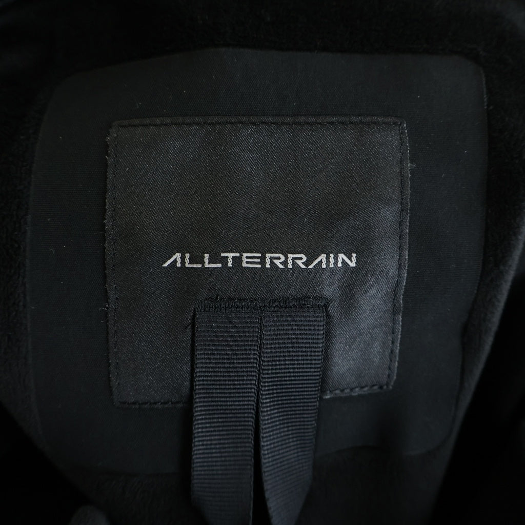 DESCENTE(デサント) ALLTERRAIN SOFT SHELL JACKET CREAS THERMO ソフトシェルジャケット クレアスサーモ ナイロン フロントポケット ブラック DU4FWBA3M