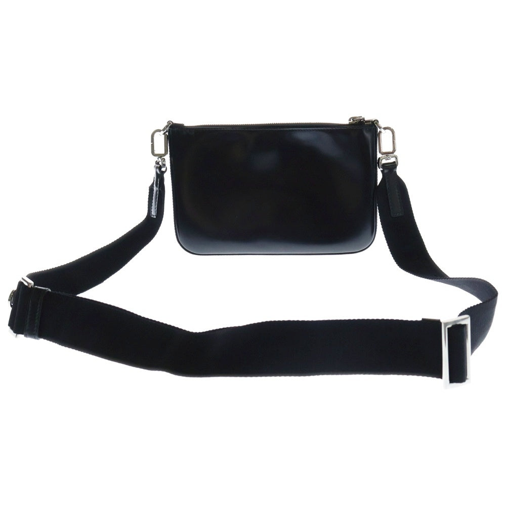 PRADA(プラダ) ショルダーバッグ ショルダーポシェット ミニバッグ ブラック シルバー金具 ブラッシュドレザー 2VH129