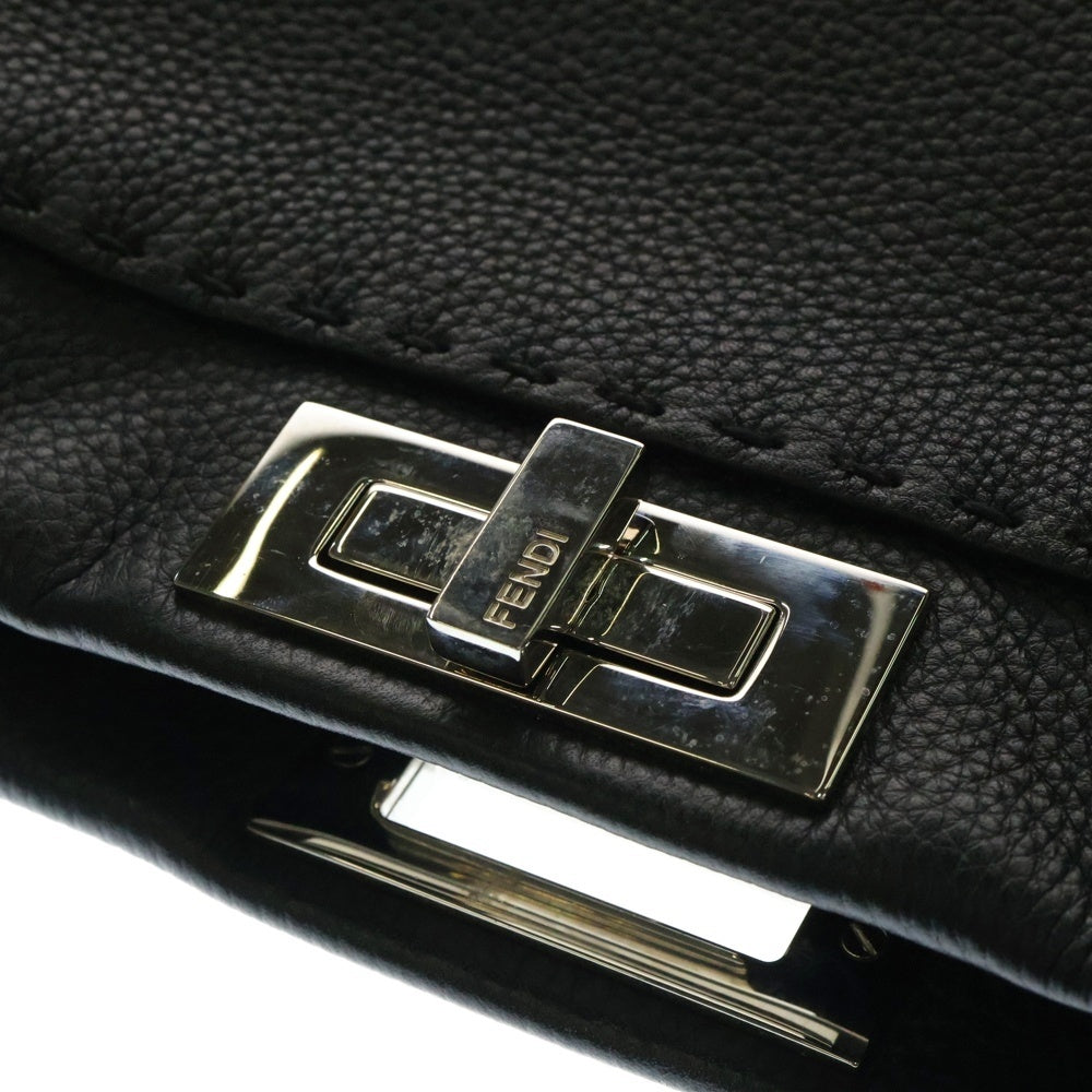 FENDI(フェンディ) セレリア ピーカブー ミディアム ハンドバッグ ブラック レザー シルバー金具