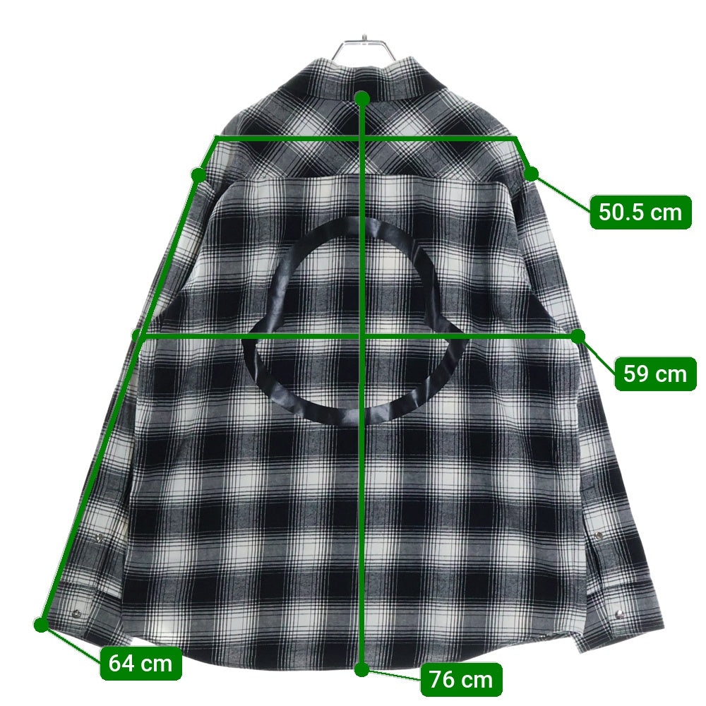 MONCLER(モンクレール) 22SS CAMICIA バック ビックロゴプリント チェック総柄 スナップボタン ロングスリーブ 長袖シャツ ブラック/ホワイト H10912F00002 549XX
