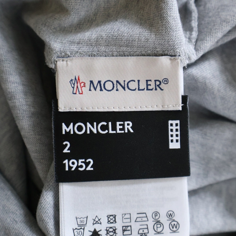 MONCLER(モンクレール) 20SS ワッペンロゴ クルーネック 半袖Tシャツ カットソー グレー F10928C71200 8390T